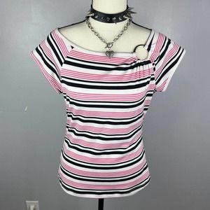 Retro off the shoulder striped